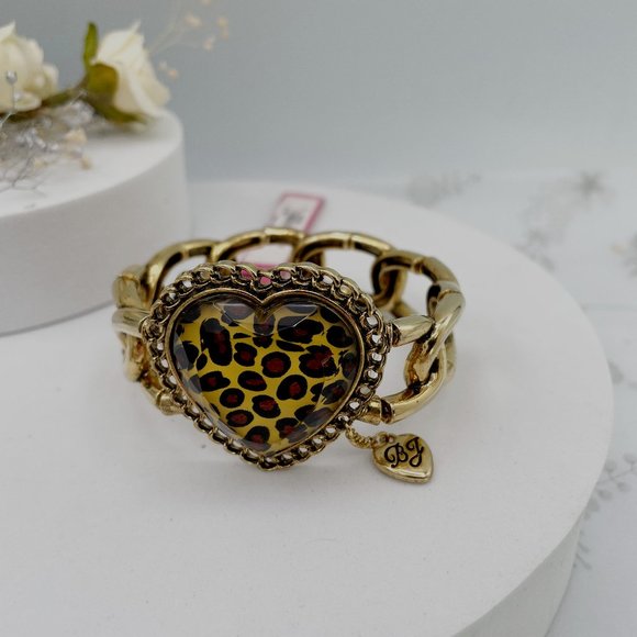 Betsey Johnson Vintage Leopard Heart Bangle Elastic Bracelet - Picture 4 of 5